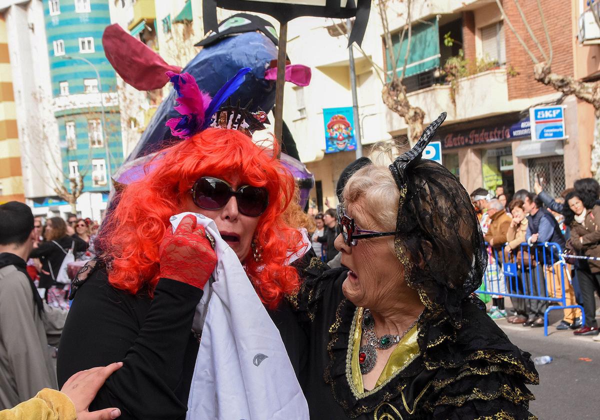 Desfile del Entierro de la Sardina en Badajoz