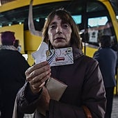 La Junta espera repartir las nuevas tarjetas para el bus gratuito este mes