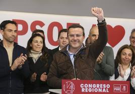 Primeras imágenes tras conocer el resultado de las primarias del PSOE extremeño