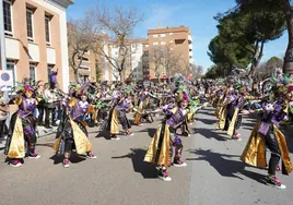 Comparsas de Carnaval en Badajoz en la pasada edición de la fiesta.