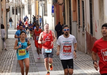 Los corredores convocan una marcha en protesta por la suspensión del maratón