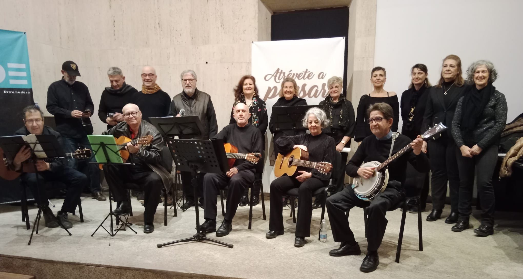 Formación musical del Ateneo de Cáceres.