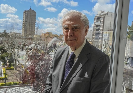 Javier Rupérez, presidente de Denaria, en Badajoz.