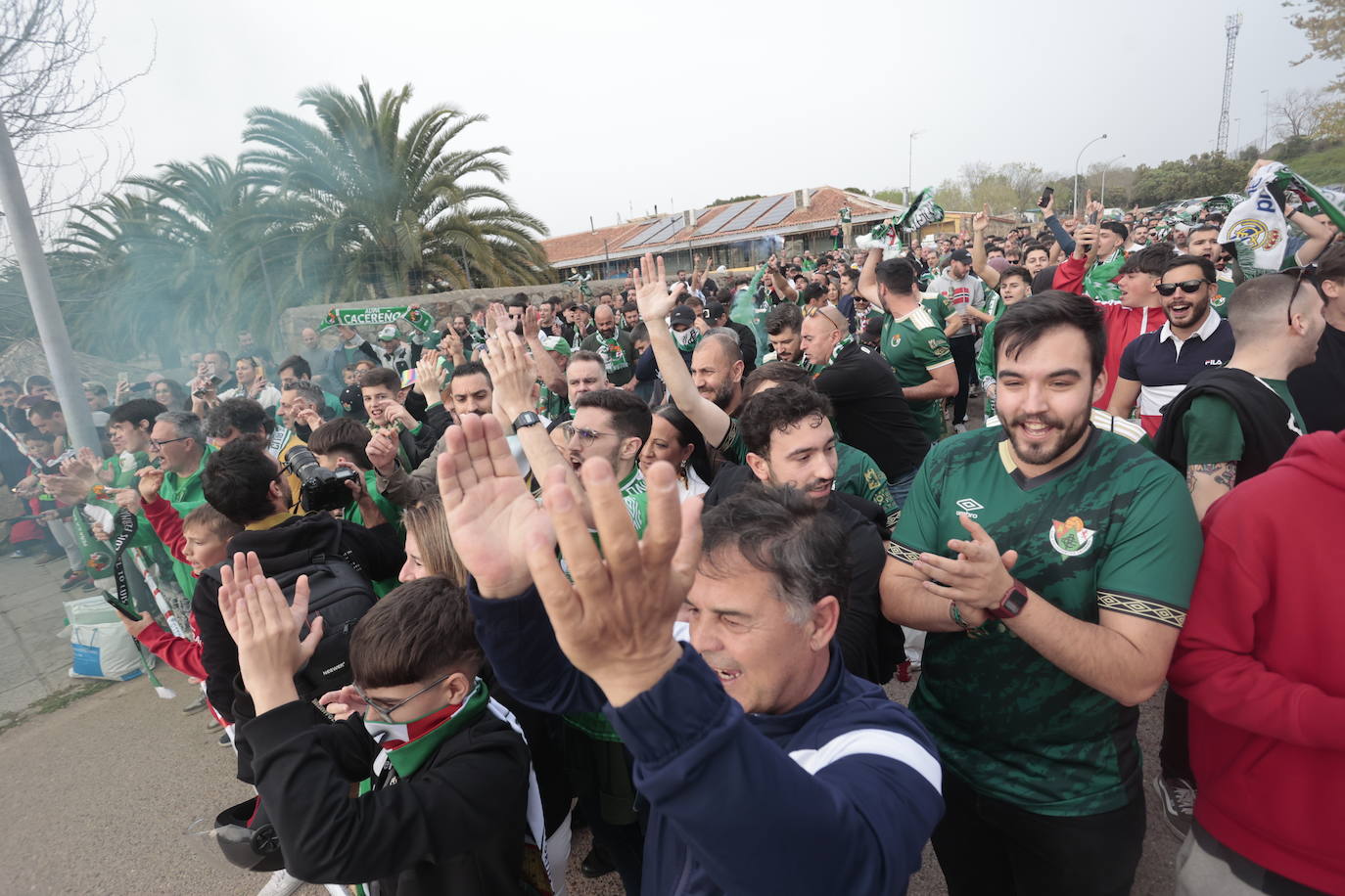 Imágenes del derbi Cacereño-Badajoz