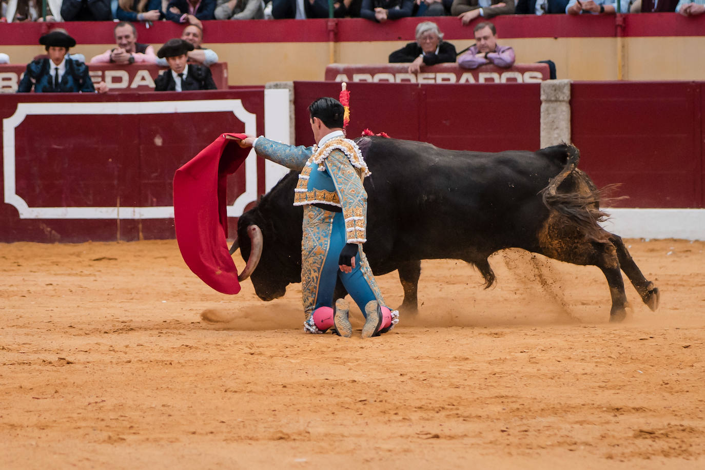 Las mejores imágenes de la corrida de Emilio de Justo, Talavante y Juan Ortega en Almendralejo (II)