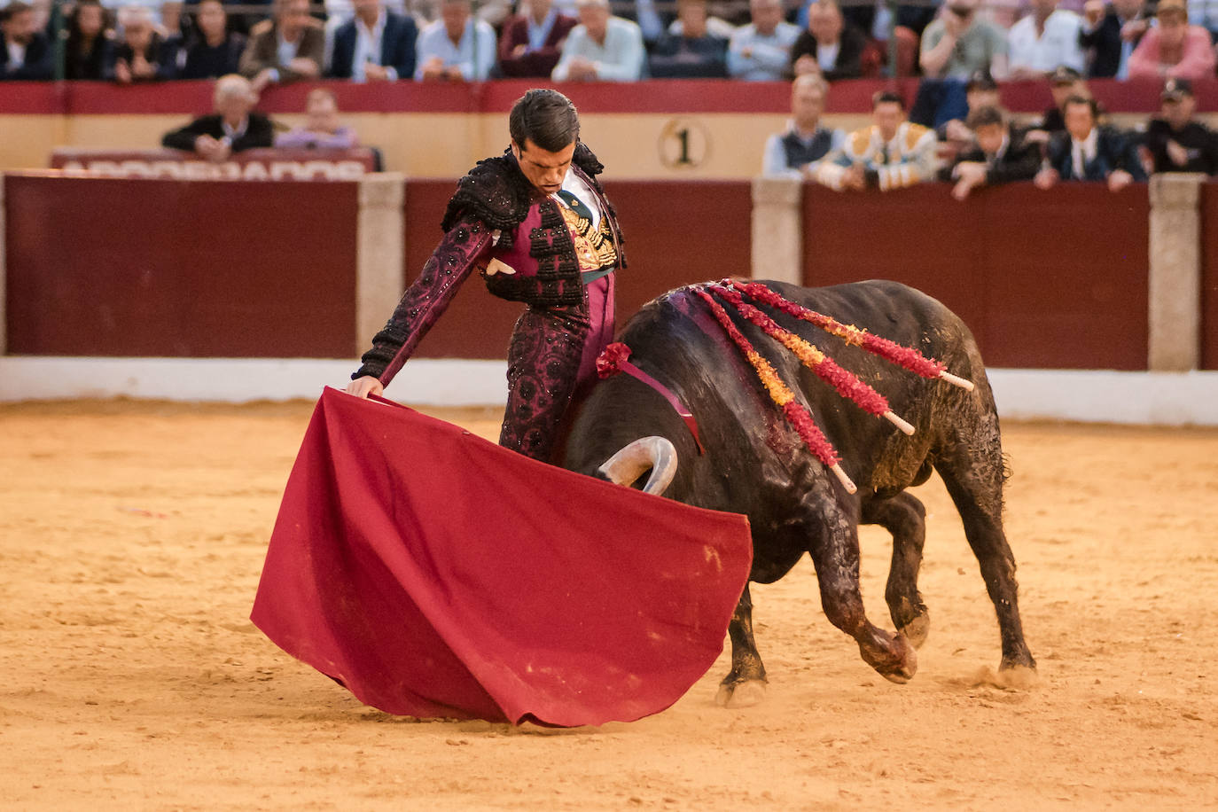 Las mejores imágenes de la corrida de Emilio de Justo, Talavante y Juan Ortega en Almendralejo (II)