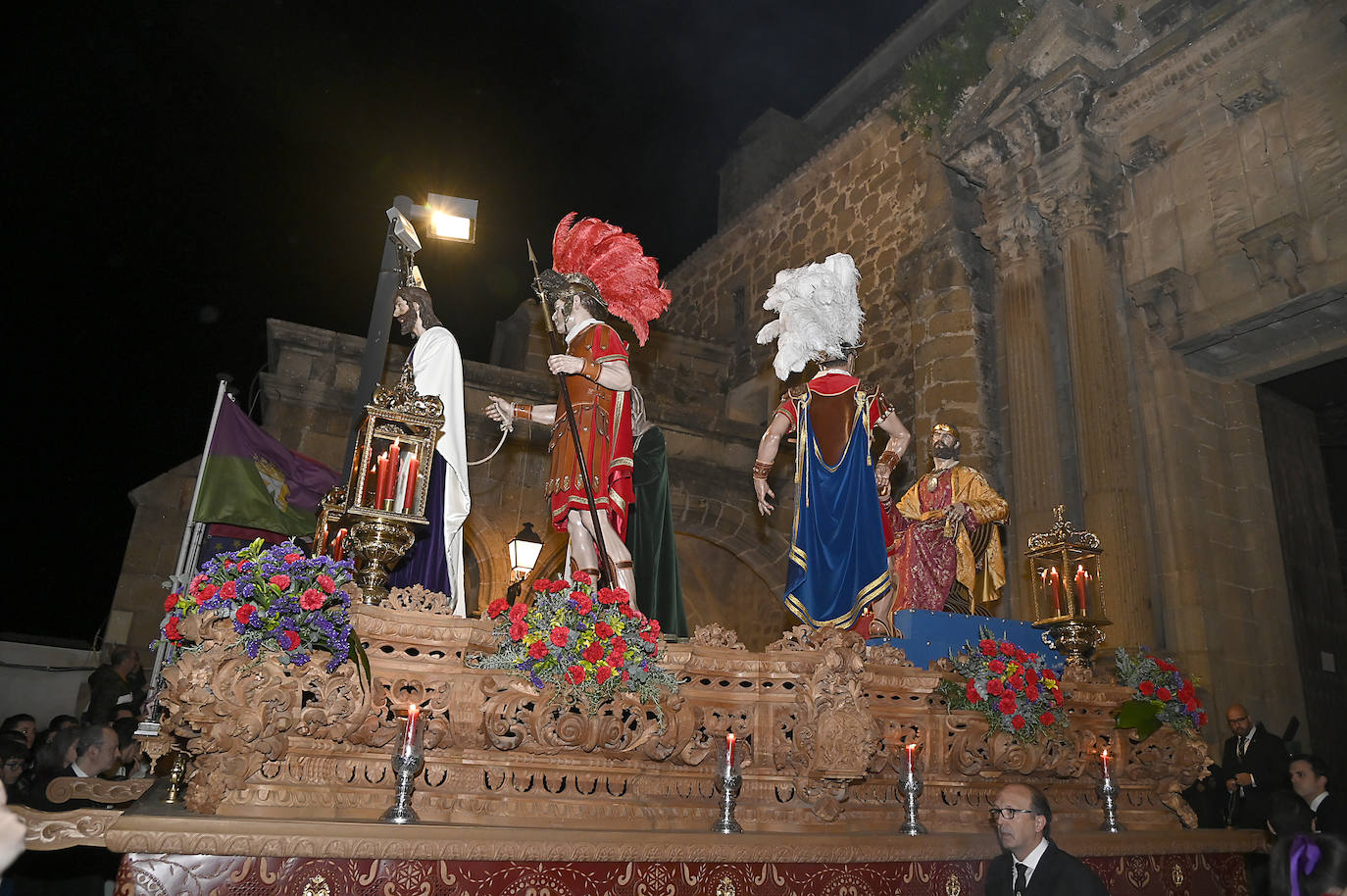 La procesión del Lunes Santo de Plasencia, en imágenes (II)