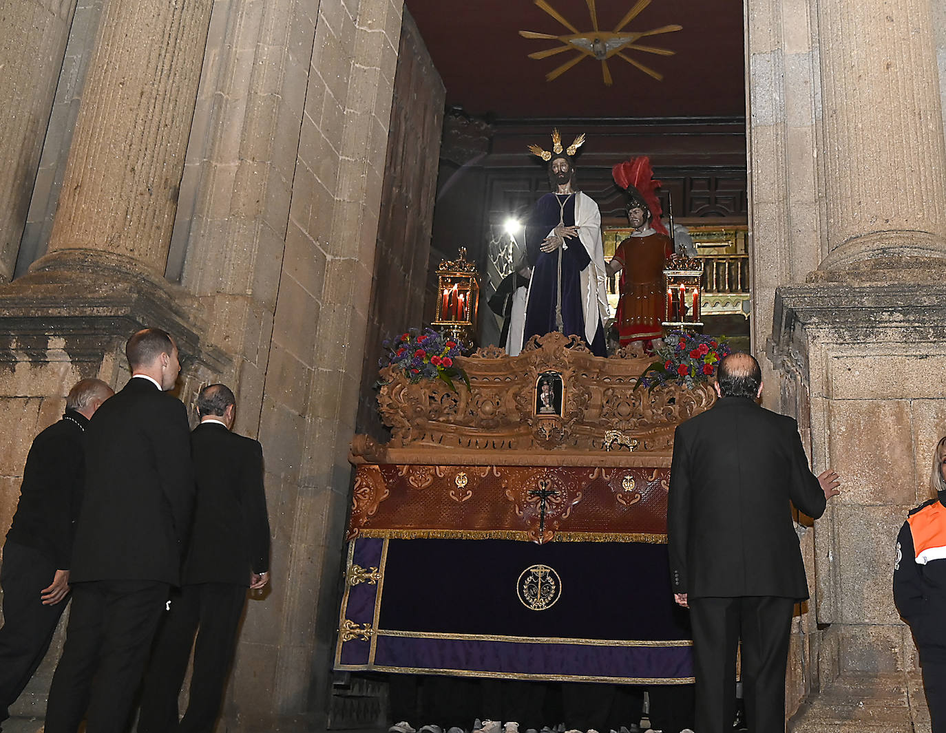 La procesión del Lunes Santo de Plasencia, en imágenes (II)