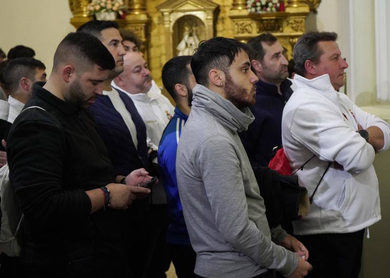 La Hermandad de Santo Domingo de Badajoz se quedó en el templo