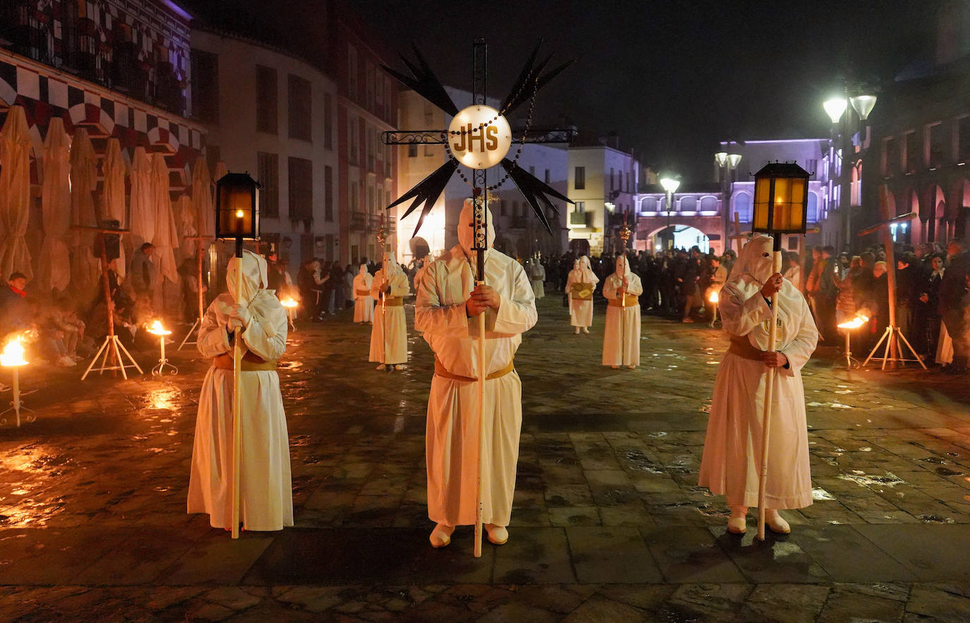 Satisfacción en la Hermandad y Cofradía de Nuestro Padre Jesús de la Humildad, Nuestro Padre Jesús del Prendimiento y María Santísima de los Dolores por haber podido realizar la procesión del Lunes Santo y también la de este jueves.