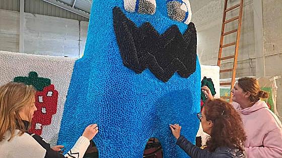 FOTOS: Tic tac tic tac, contando las horas para el gran desfile de carrozas