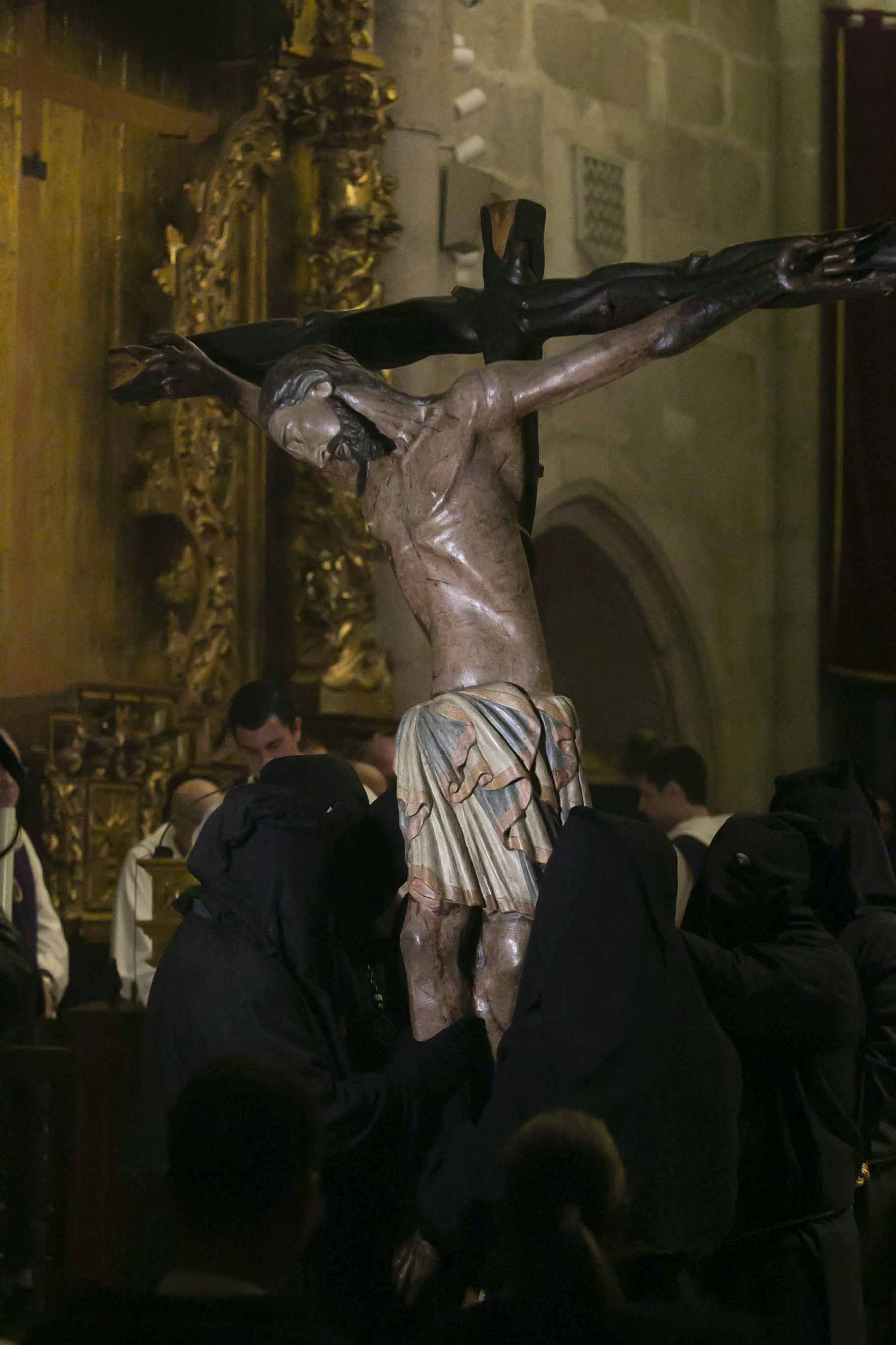 El viacrucis tuvo lugar en la Concatedral de Mérida. 