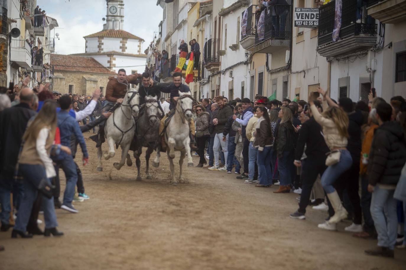 Las mejores imágenes de las carreras de caballo de Arroyo de la Luz