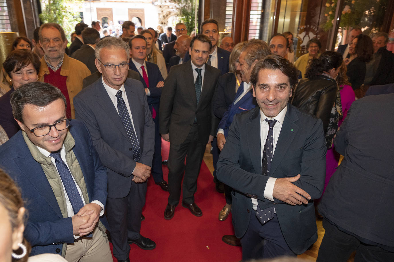 Fotos de la inauguración de las Tres Campanas