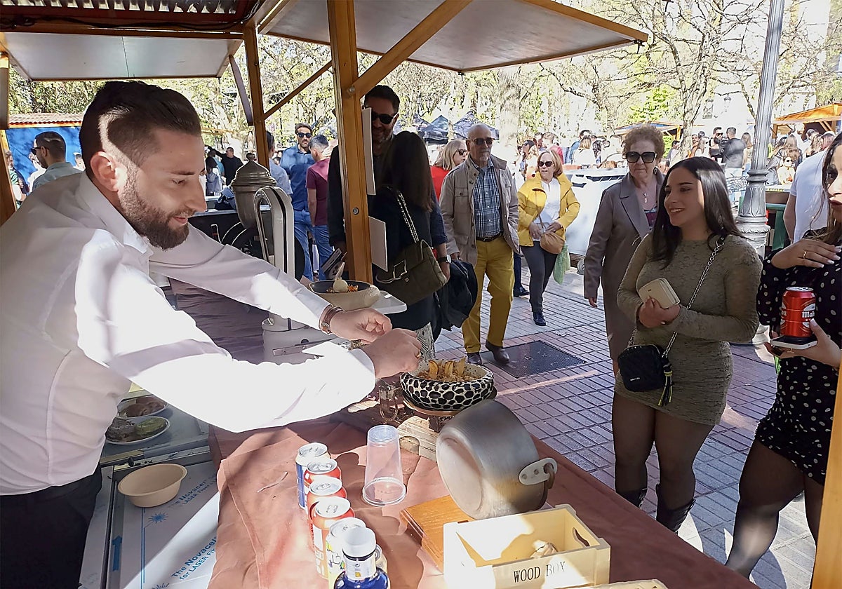 Una edición anterior de la feria de la tapa Extregusta.