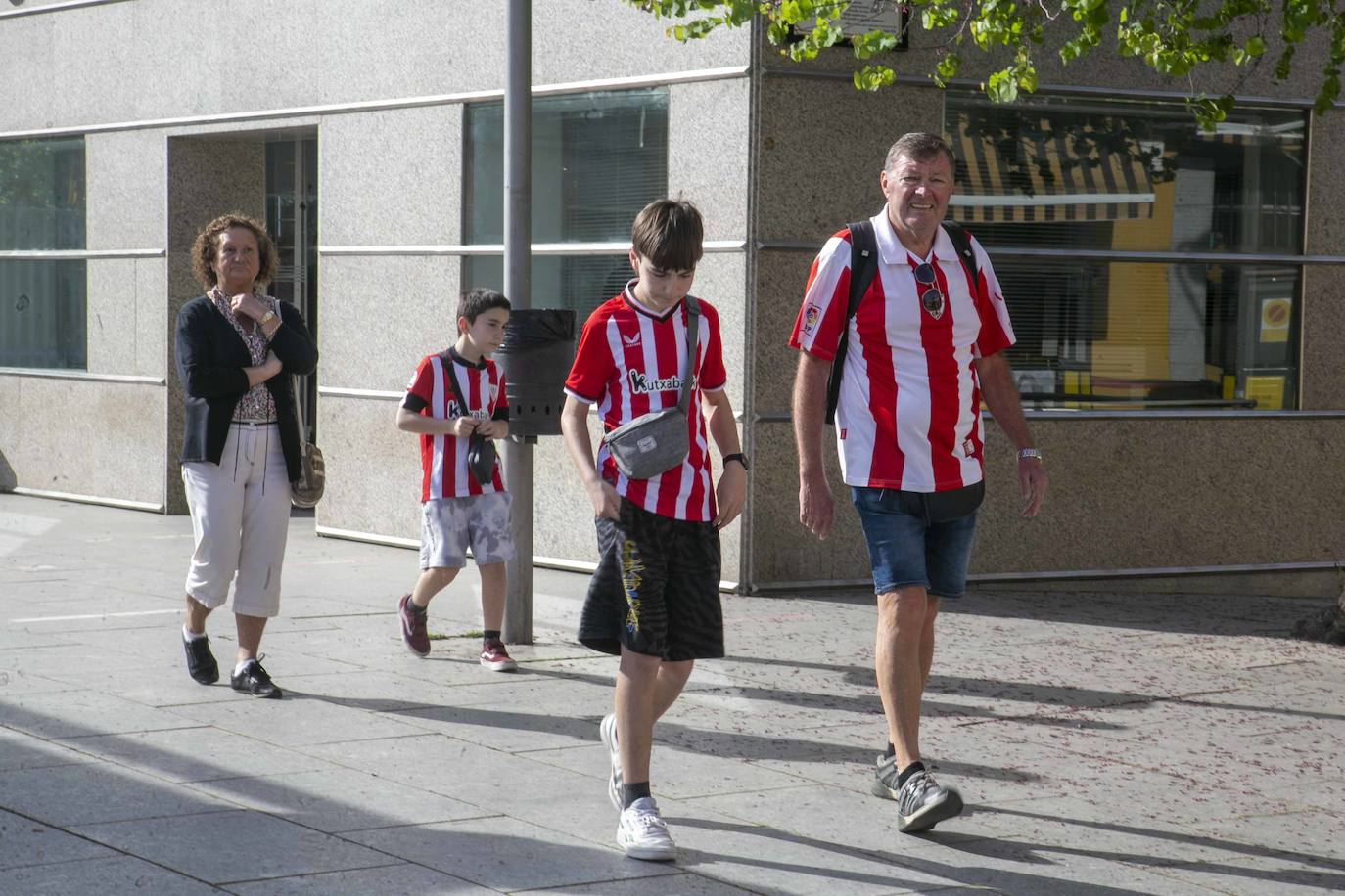 Extremadura se llenan de aficionados del Athletic