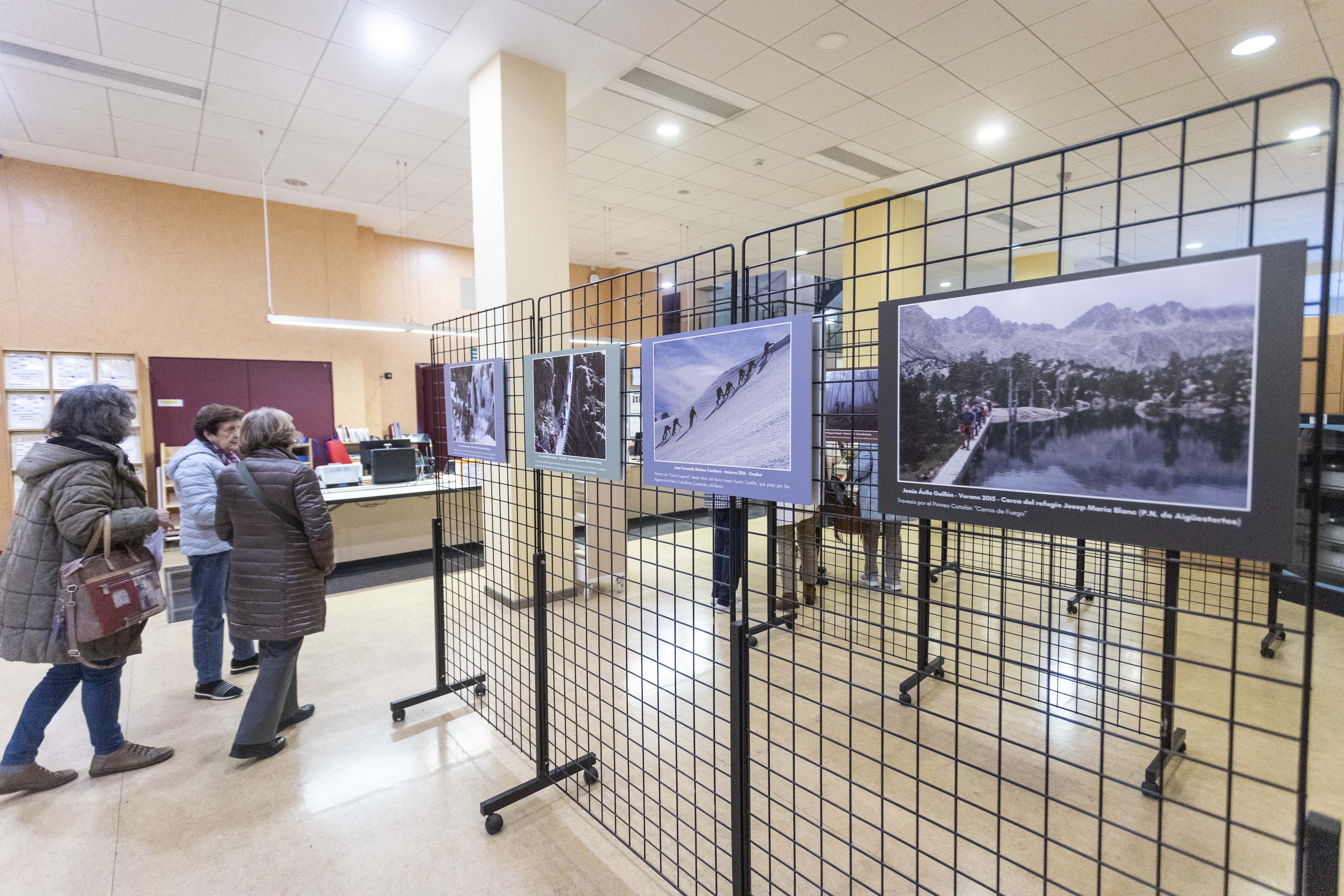 Exposición Montañeros de Monfragüe en la Biblioteca Pública de Cáceres.