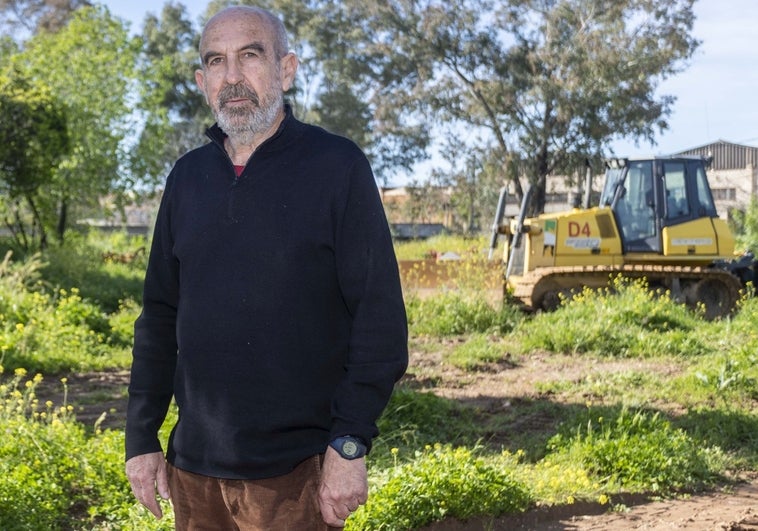 Gómez Roldán es ingeniero de Montes y fue profesor de la UEx.