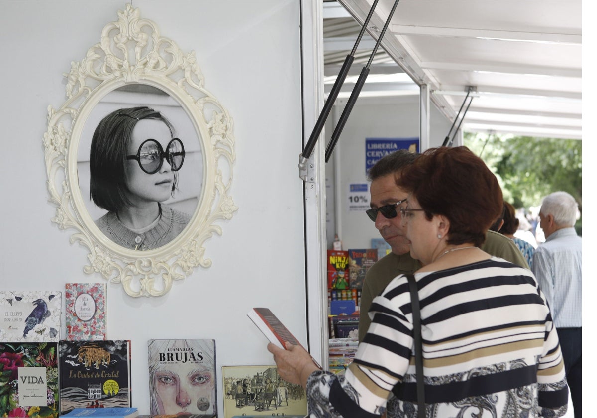 Imagen de una de las casetas  de la Feria del Libro del año pasado.