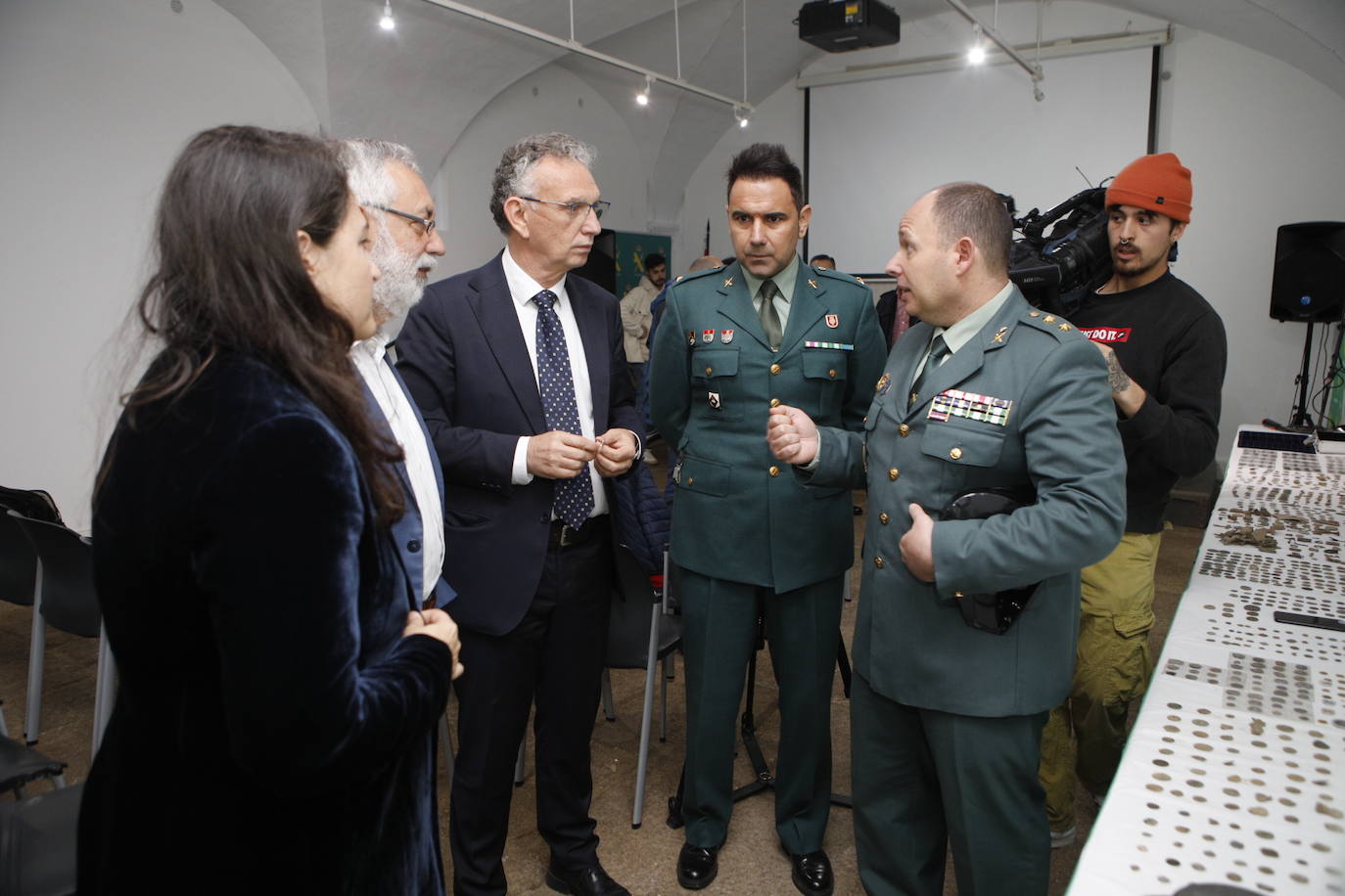 Imágenes (II) de las piezas arquelógicas recuperadas por la Guardia Civil