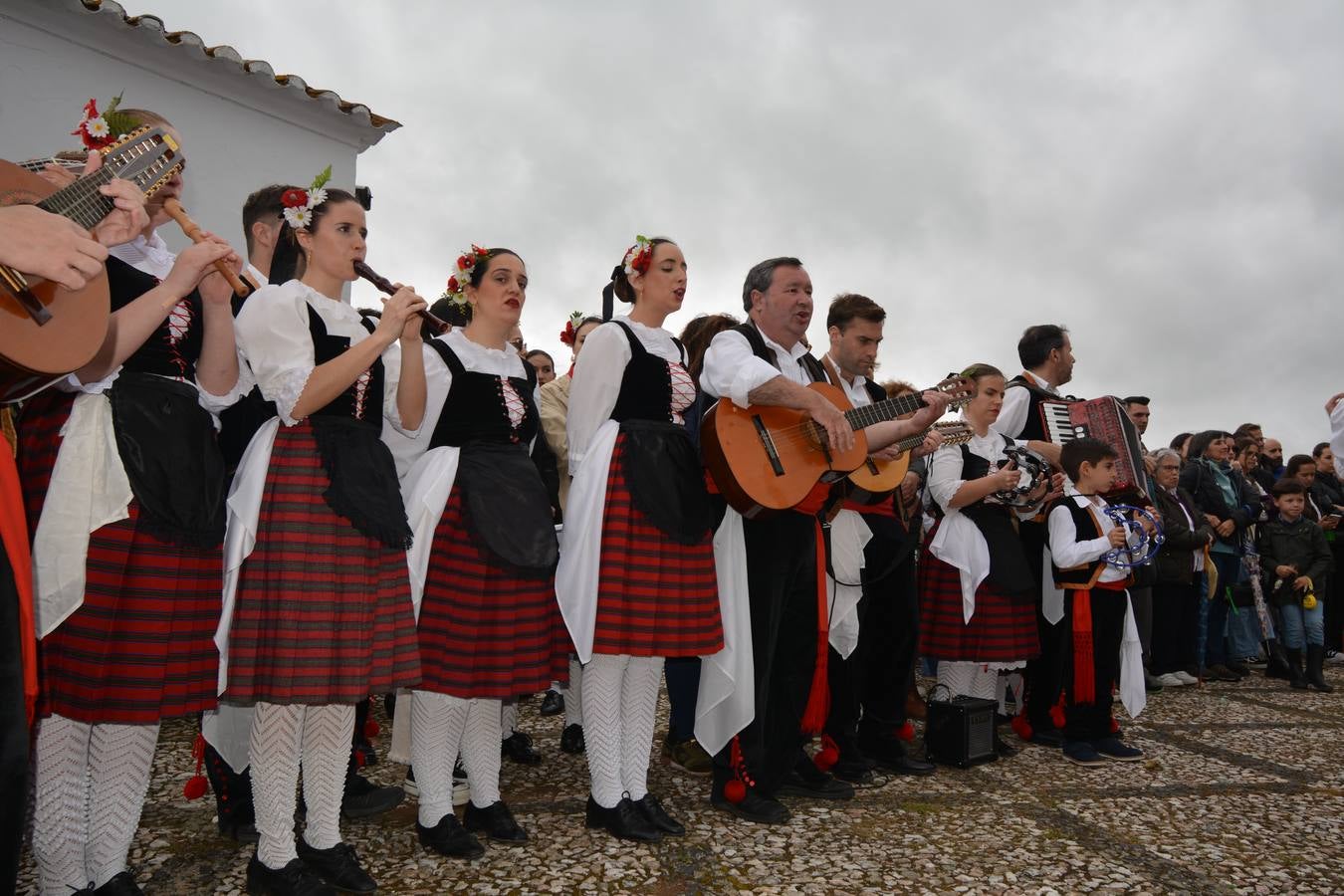 La lluvia no aguó la Romería de la Virgen de los Remedios