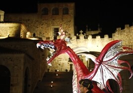 Imagen de uno de los dragones que se exhibieron el año pasado.