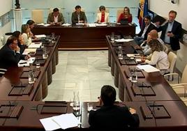 El diputado del PSOE Andrés Moriano ha sido expulsado de la Comisión de Economía.