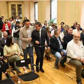 Miguel Ángel Gallardo junto a los representantes de las federaciones deportivas extremeñas.