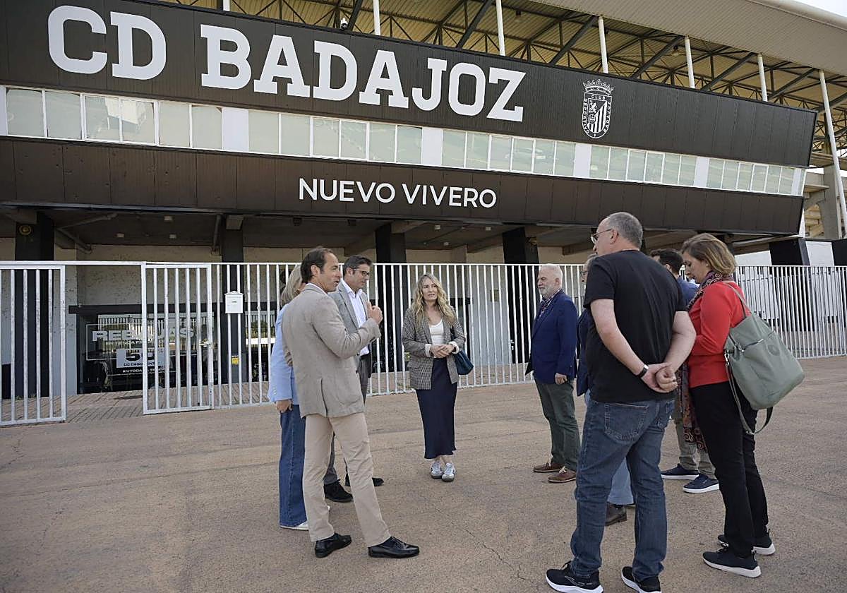 La Federación inspecciona el Nuevo Vivero para el partido de la selección en junio