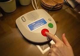 Nueva estafa utilizando el 'botón rojo' de teleasistencia