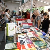 La Feria del Libro de Cáceres abre en el Paseo de Cánovas