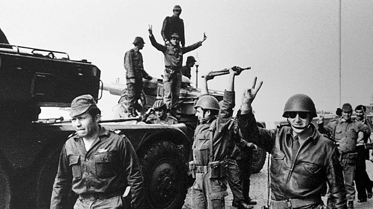 La huella extremeña de la Revolución de los claveles portuguesa del 25 de abril