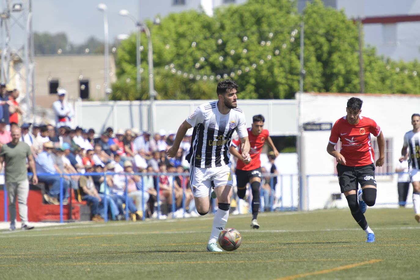 Las mejores imágenes del Montijo-Badajoz (1-2)