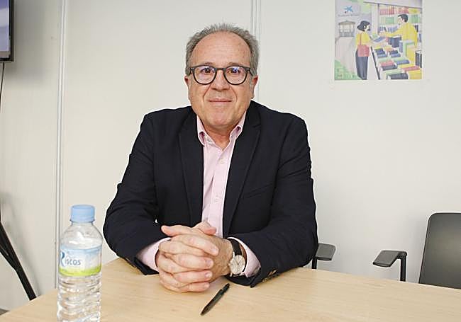 1959 (edad 65 años), Plasencia.