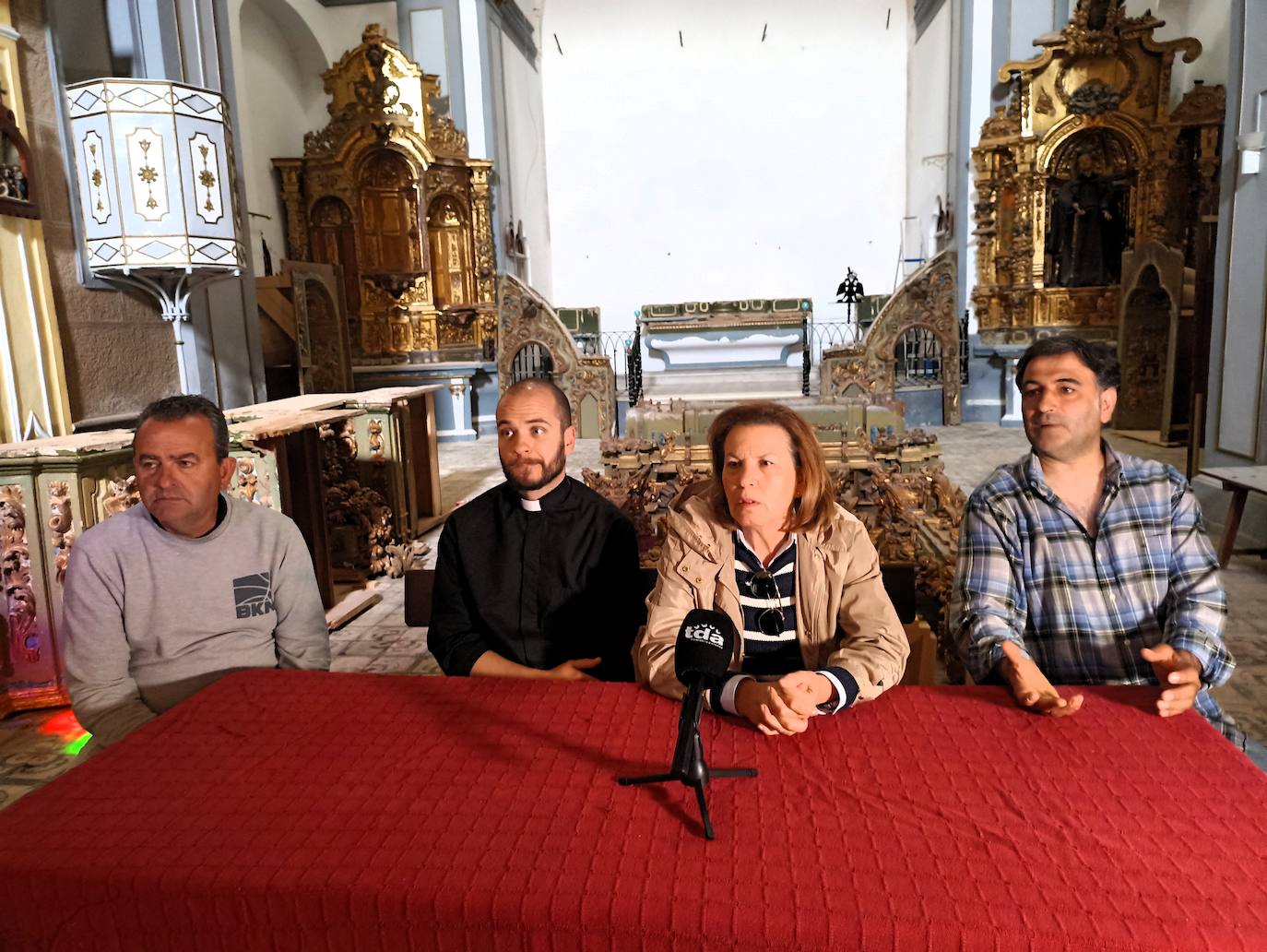 Otro momento de la presentación de la Velada de San Antonio