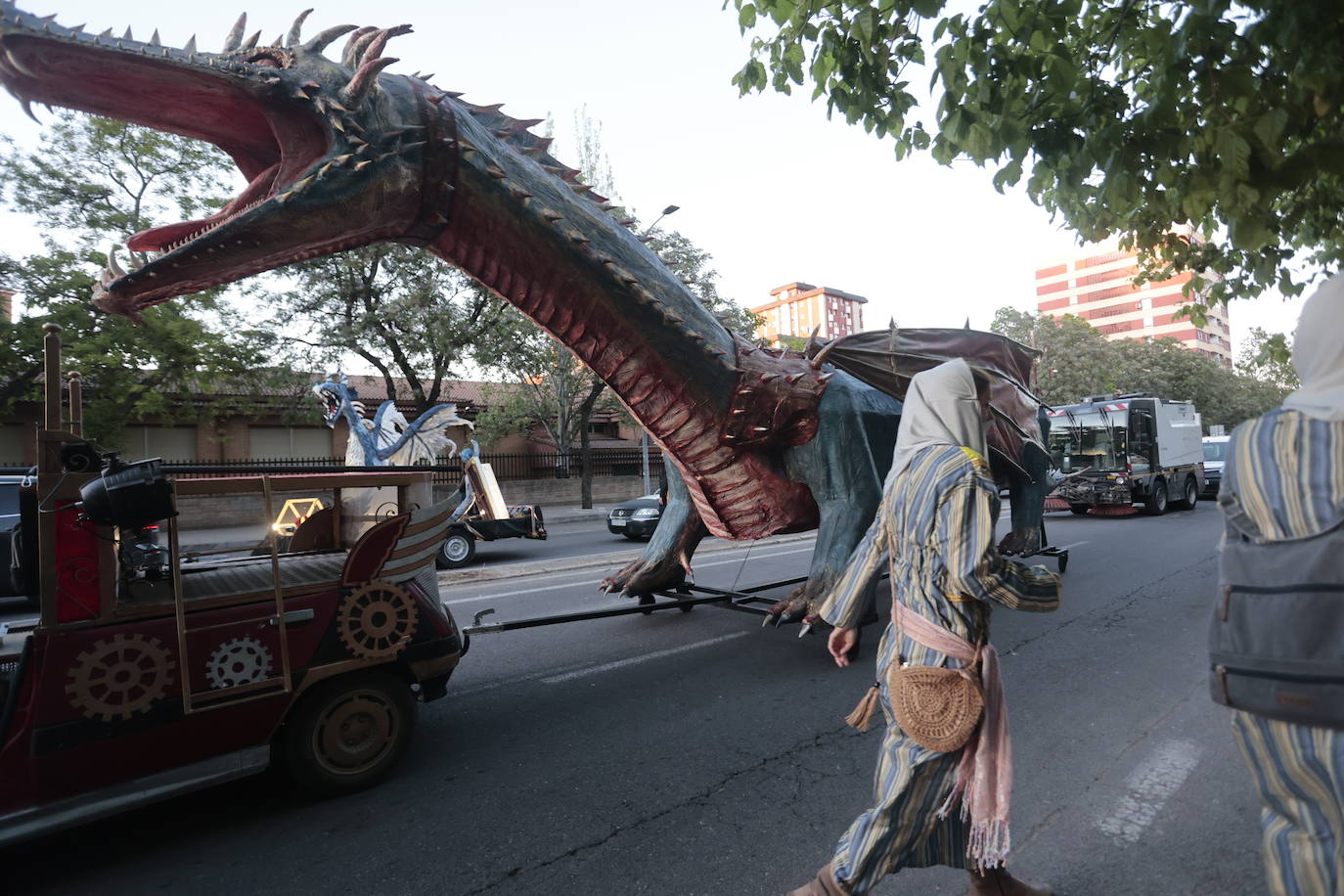 Imágenes del desfile de San Jorge en Cáceres