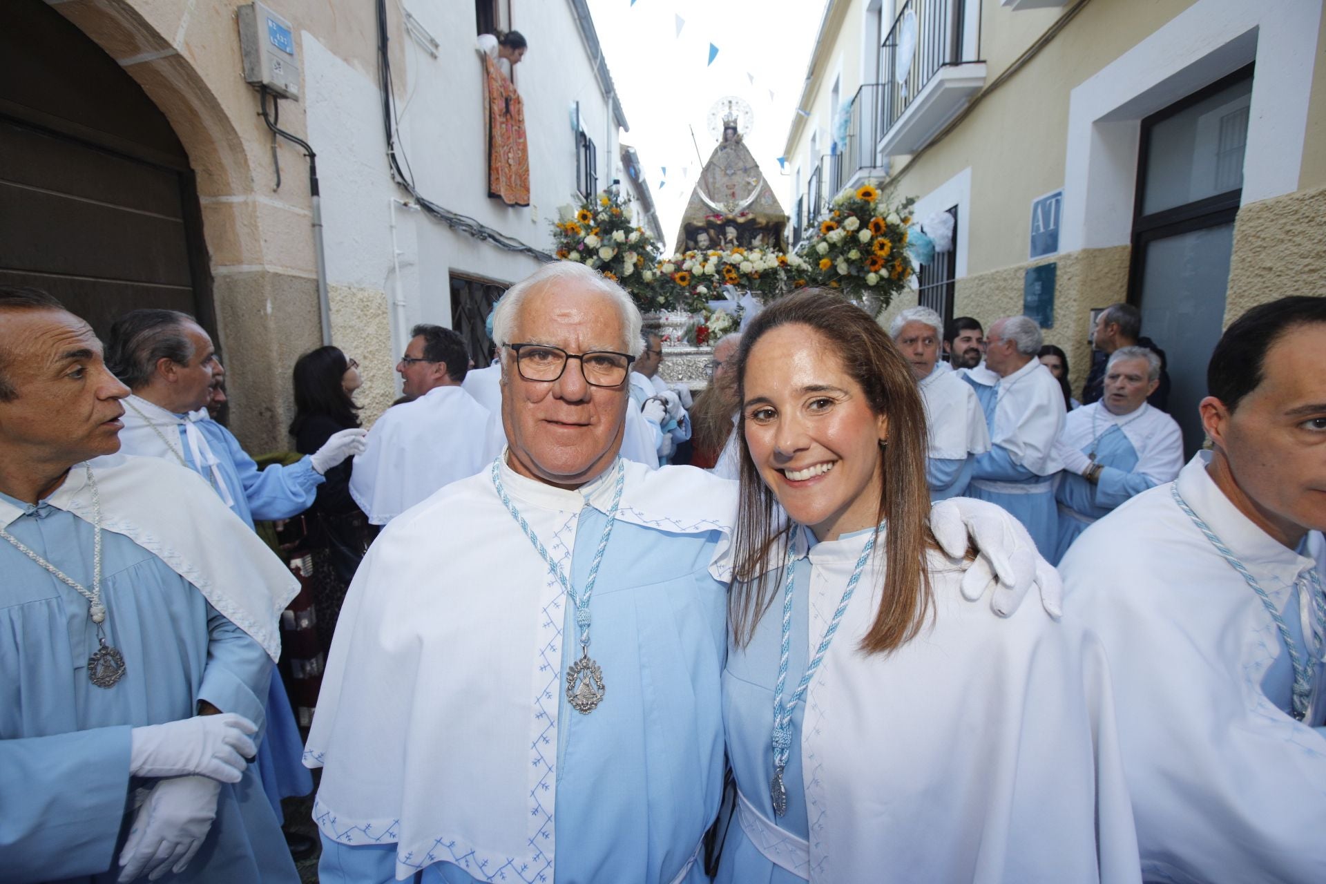 La Virgen de la Montaña recorre las calles del centro de Cáceres