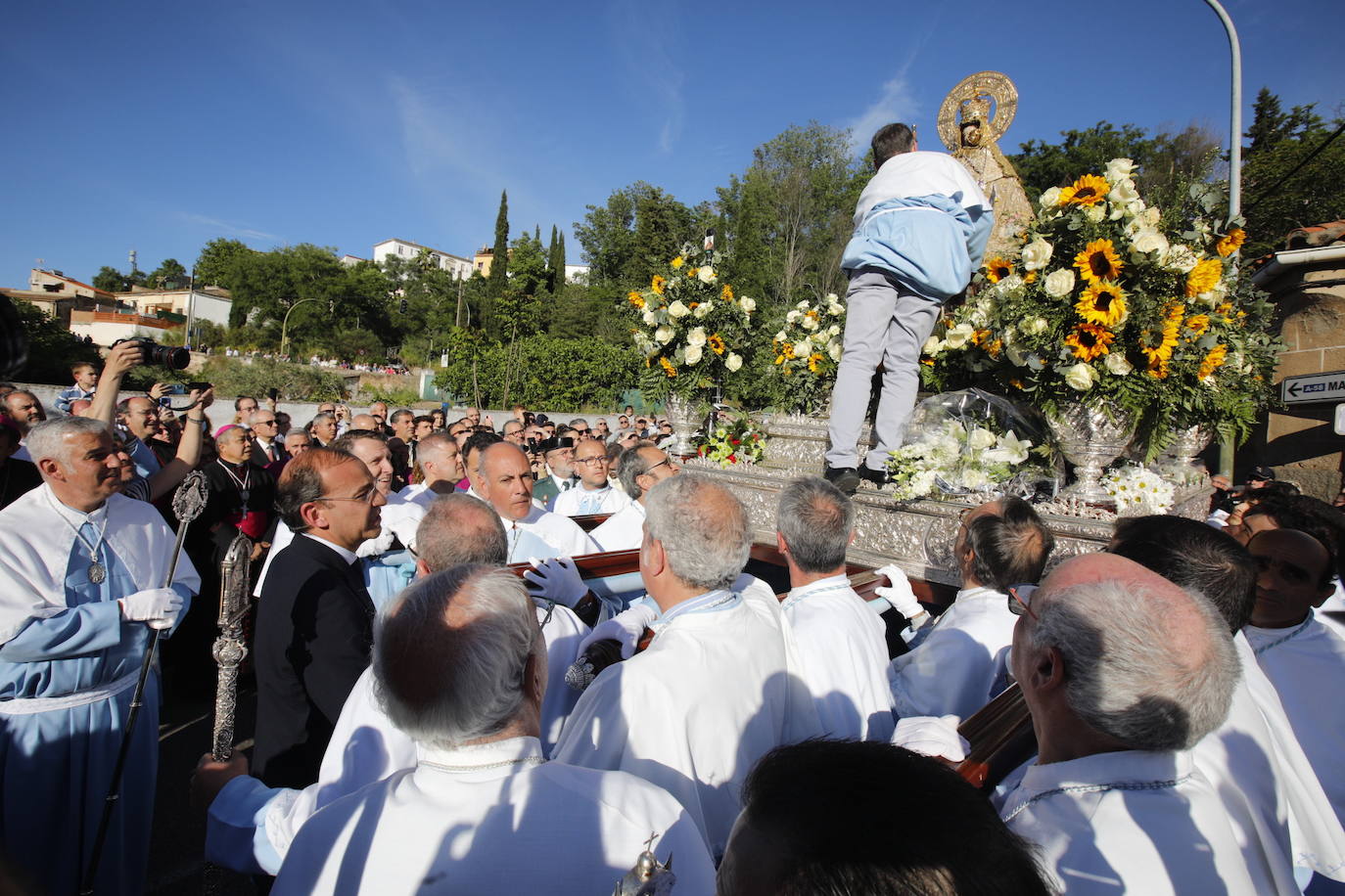 La bajada de la Virgen de la Montaña, en imágenes