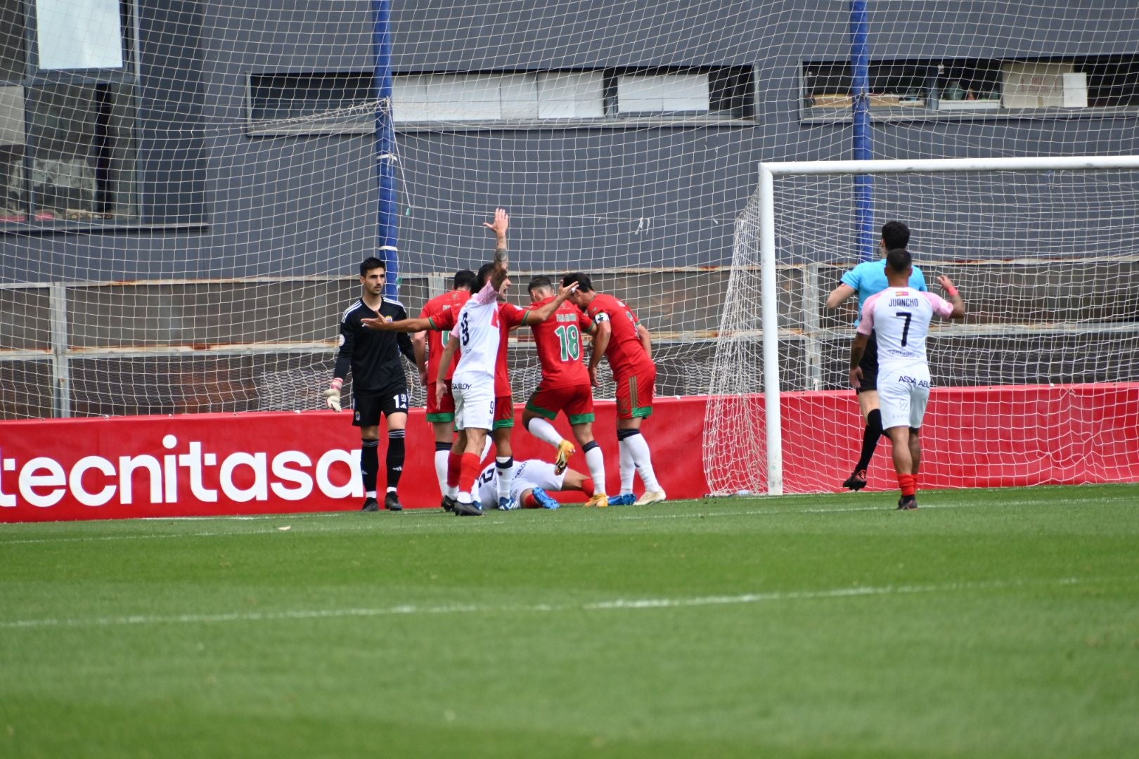 Las mejores imágenes de la primera parte del partido Sanse-Badajoz