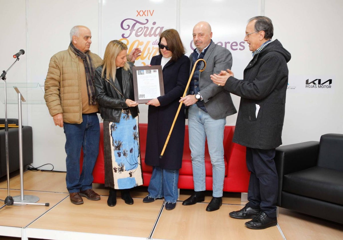 Uno de los momentos del homenaje de la Asociación Amigos de Gabriel y Galán a José María Asenjo.