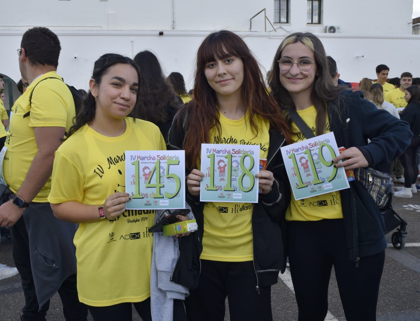 Las mejores imágenes de la marcha solidaria &#039;Ayúdanos a Conseguir Sonrisas por Extremadura&#039; (I)
