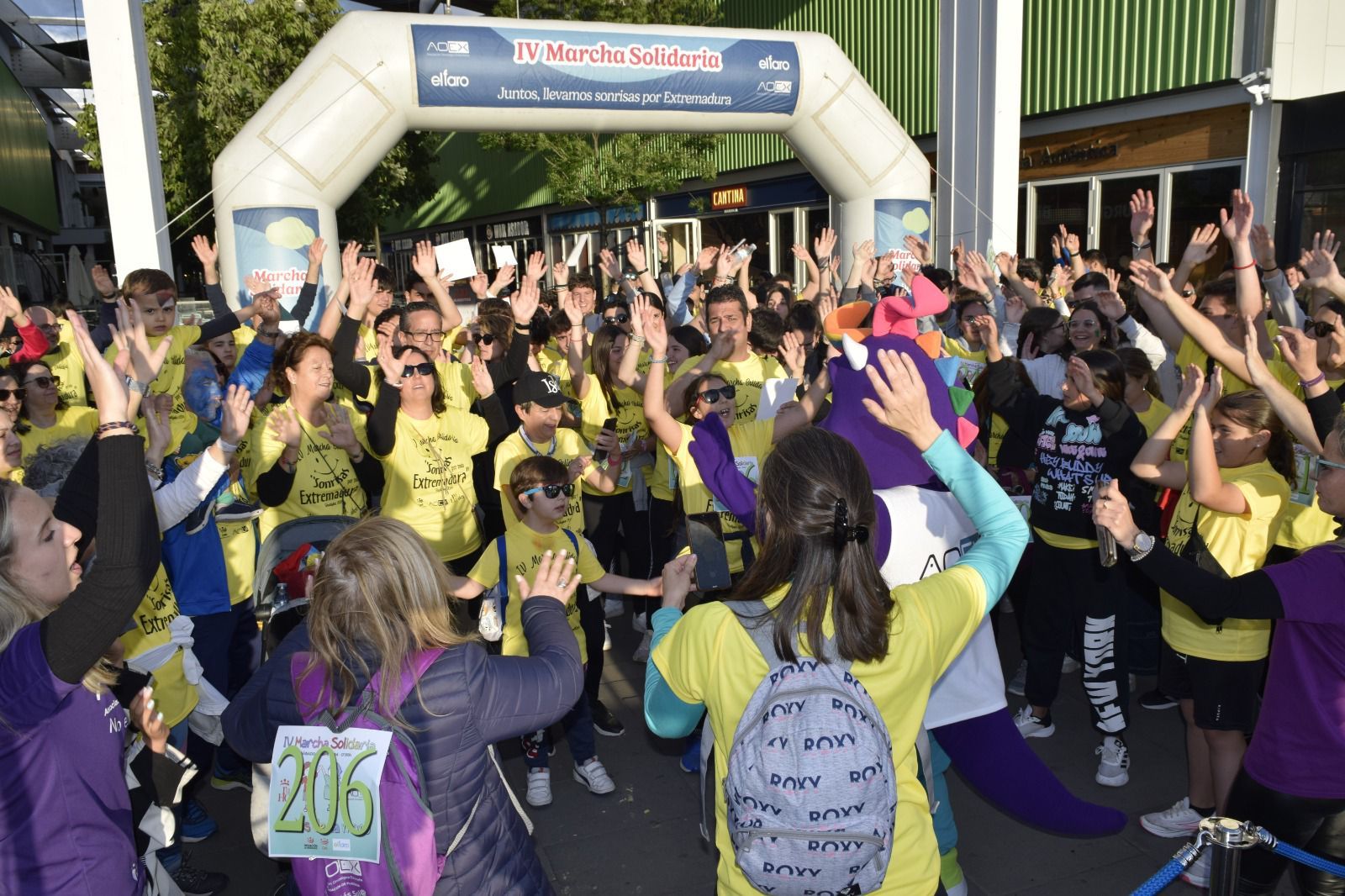 Las mejores imágenes de la marcha solidaria &#039;Ayúdanos a Conseguir Sonrisas por Extremadura&#039; (I)