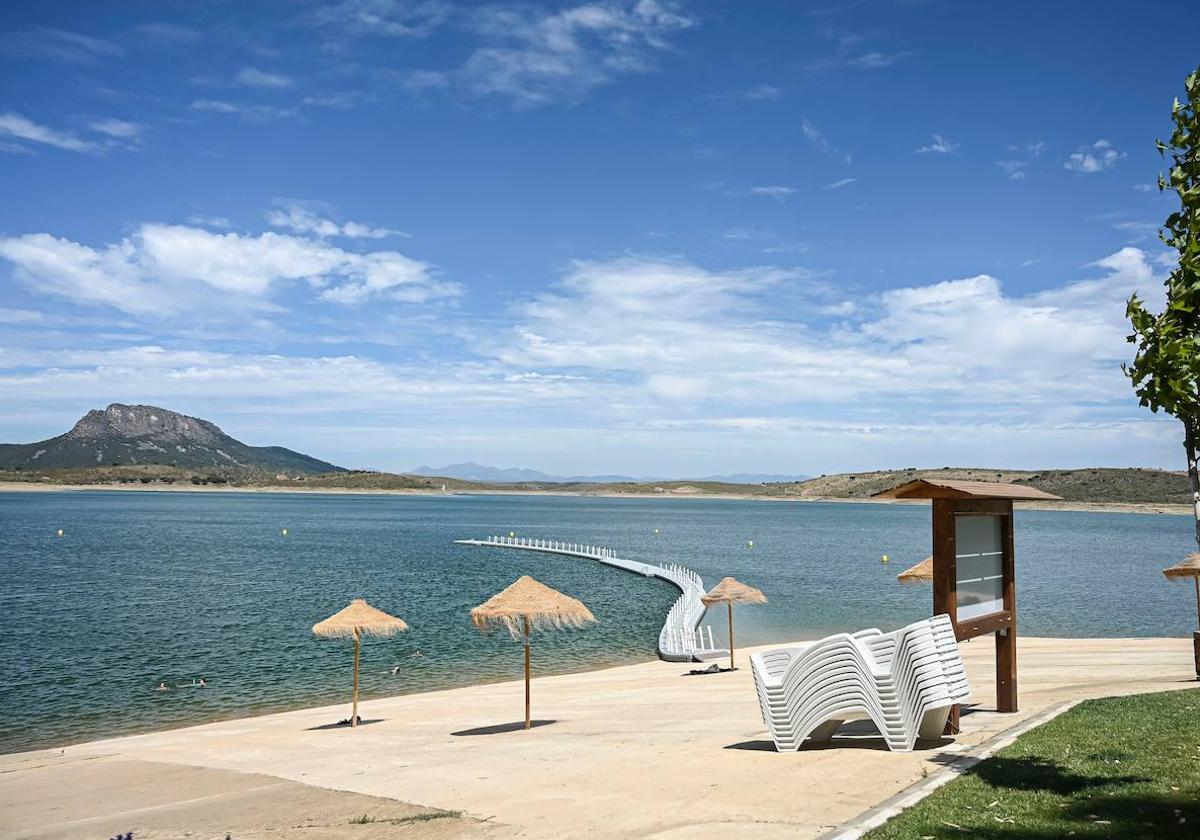 Playa de El Espolón-Peloche, en Herrera del Duque.