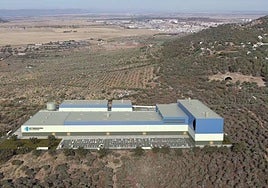 Simulación de la planta de tratamiento de litio de Cáceres.