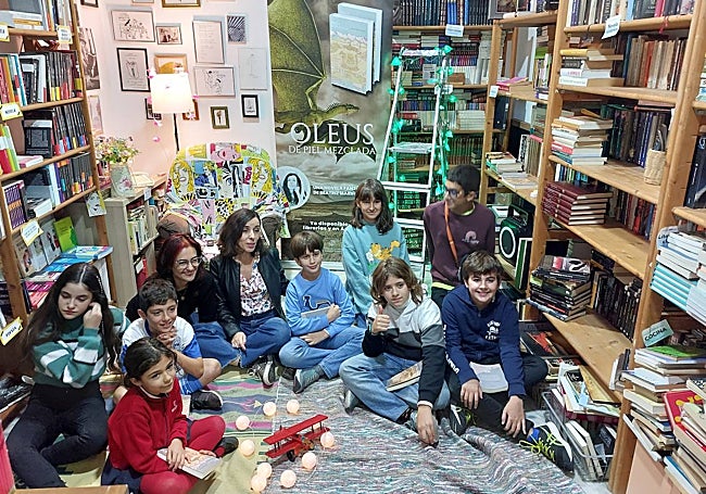 La escritora Beatriz Mariño participa del club de lectura infantil de Merienda de Letras.