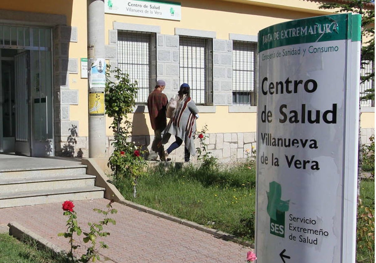 Las zonas rurales son las que más dificultades suelen tener para cubir plazas de médicos.