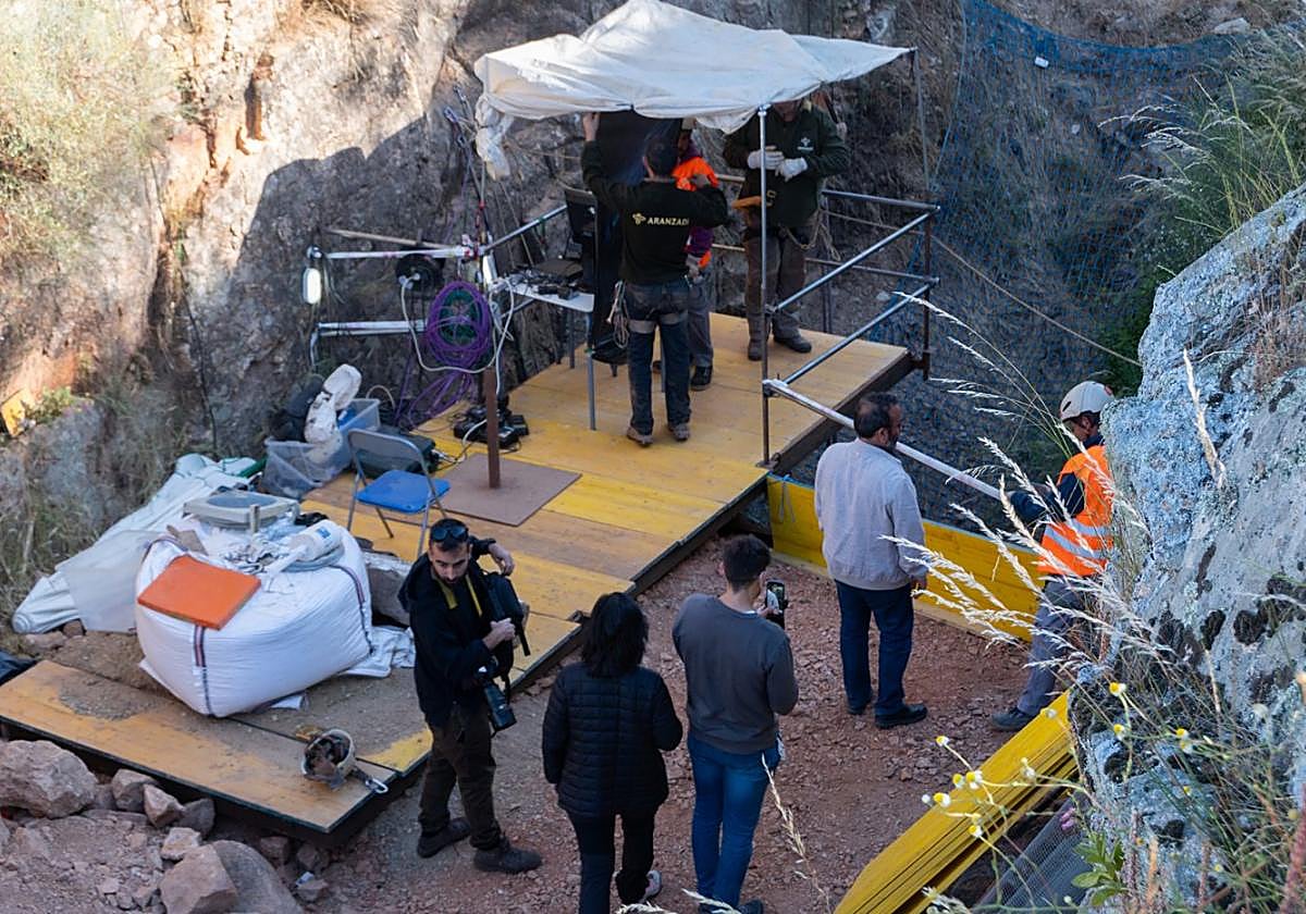 Visita ayer a la excavación en la mina La Paloma.