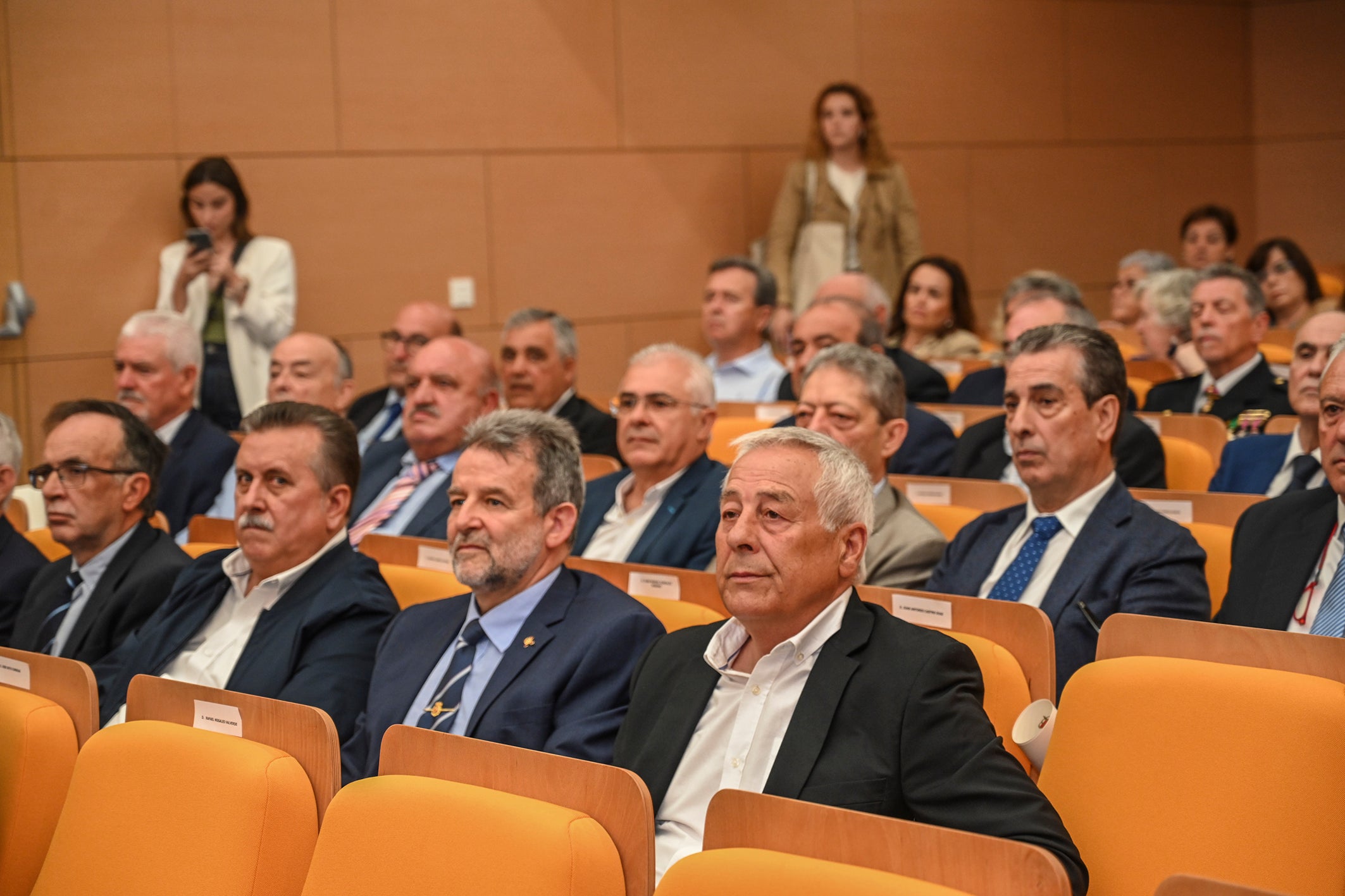 Fotos | Acto de entrega de diplomas de la Policía Nacional en Badajoz a miembros honorarios y jubilados
