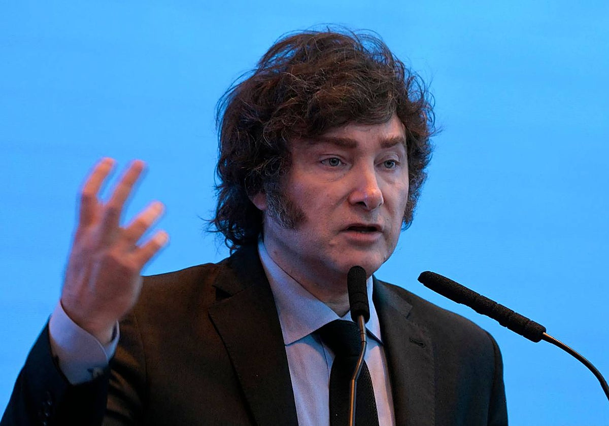 Sánchez se planta ante Milei