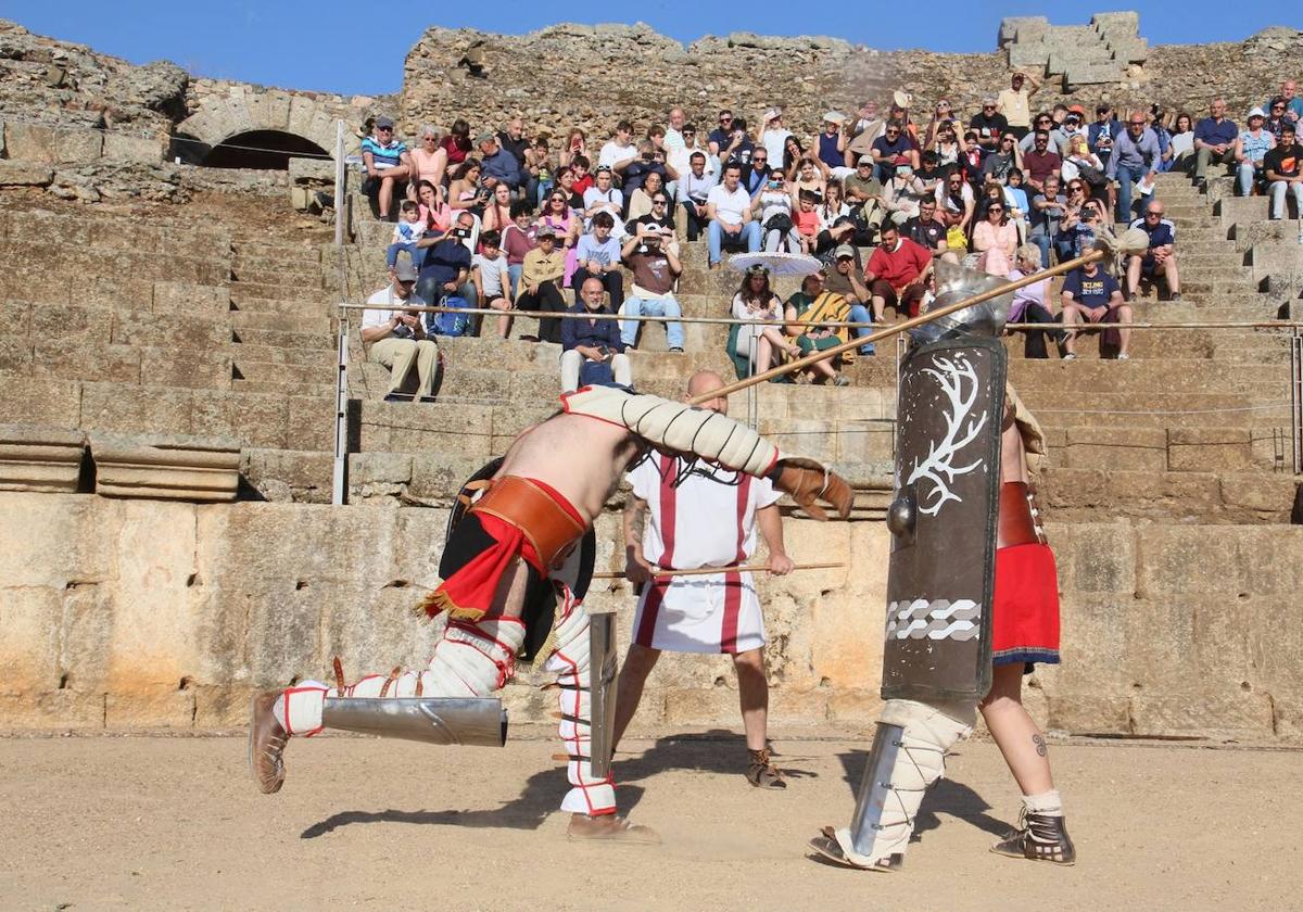 Entrenamiento de los gladiadores en el Anfiteatro.